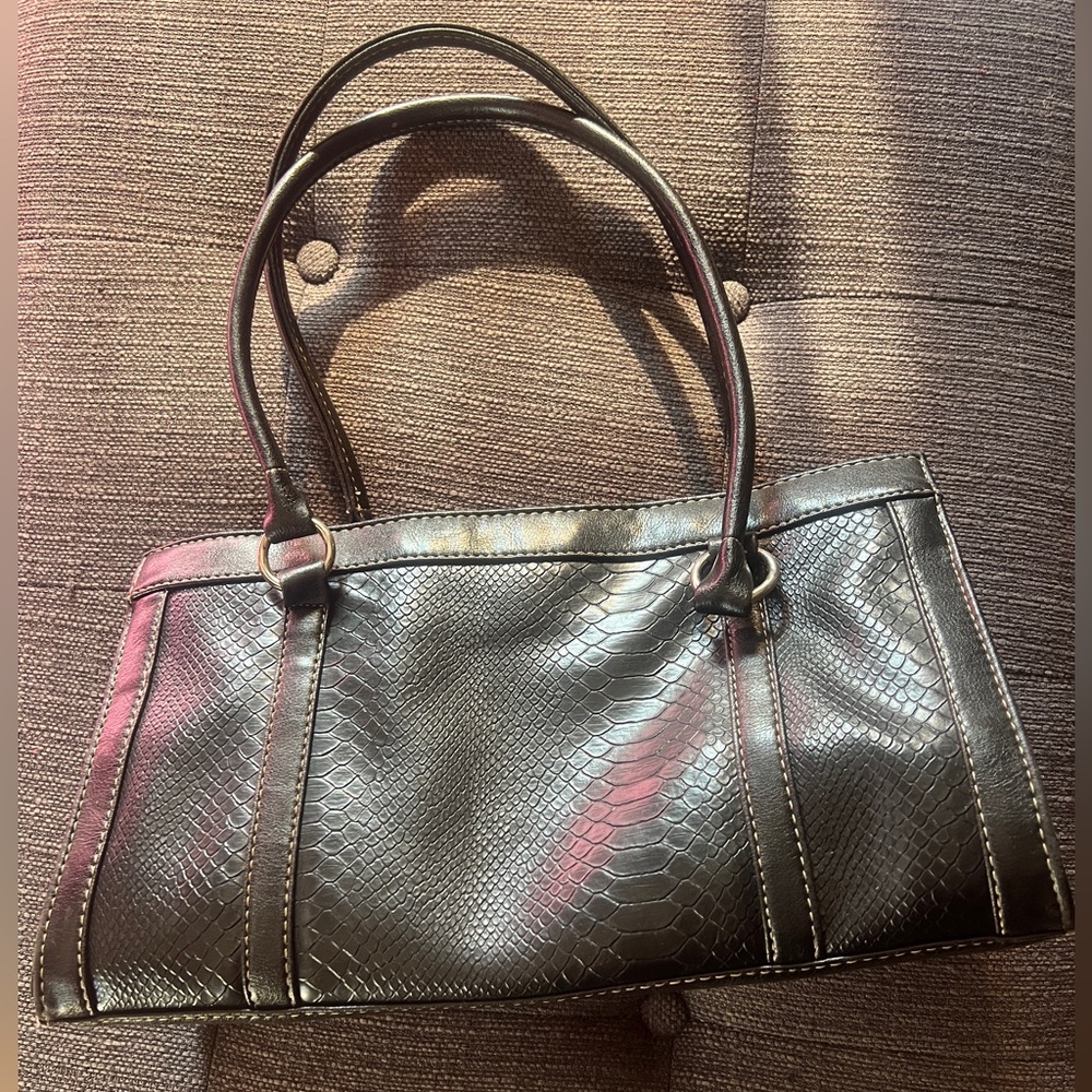 Sag Harbor Black Faux-Snakeskin Shoulder Tote